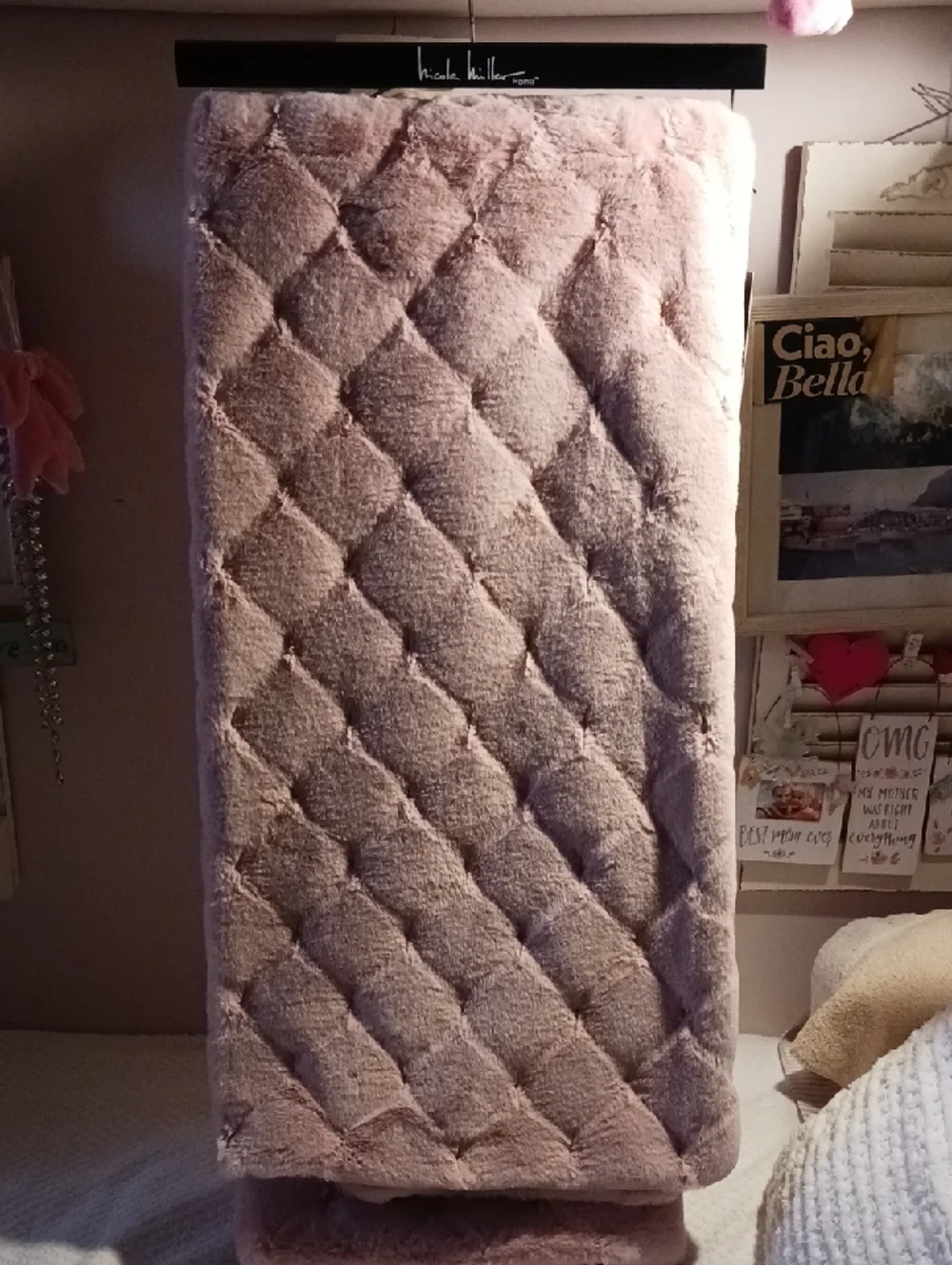 Luxurious! Nicole Miller Blush Pink  Quilted Diamond Design Plush Throw